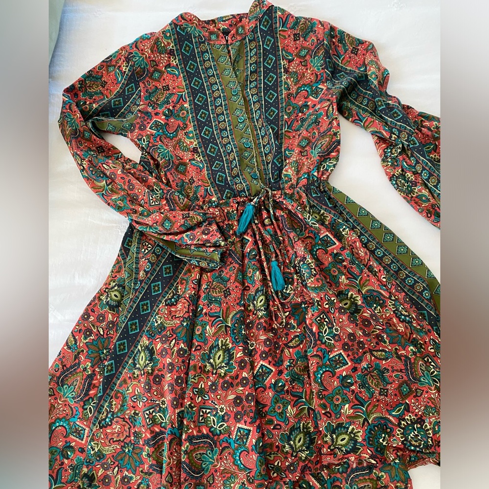 Fabrik multicolored long sleeve silky patterned dress size XS